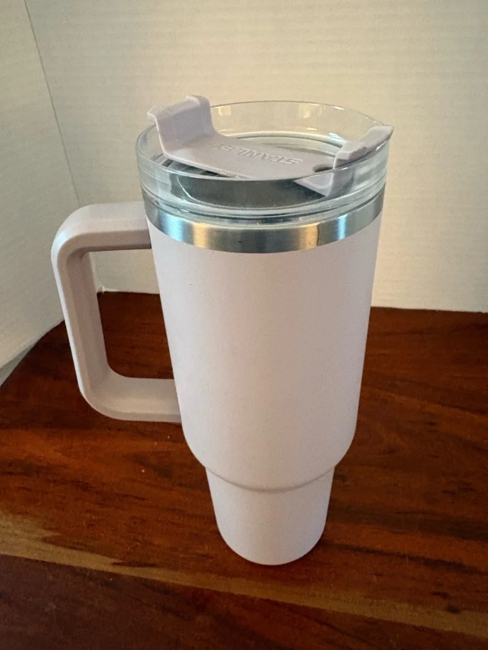 Stanley Adventure Quencher 40 oz Tumbler Light Lilac No Straw - Picture 4 of 8